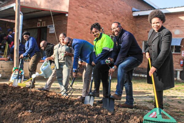 Communities strengthened (5)